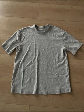 Women's Short Sleeve Crewneck Tee - Light Gray